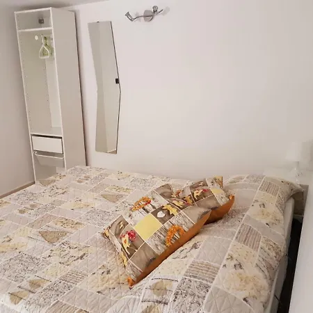Vincent's * Nápoly